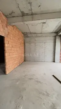 Satılır 4 otaqlı mənzil 376 m²