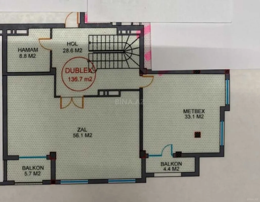 Satılır 4 otaqlı mənzil 376 m²