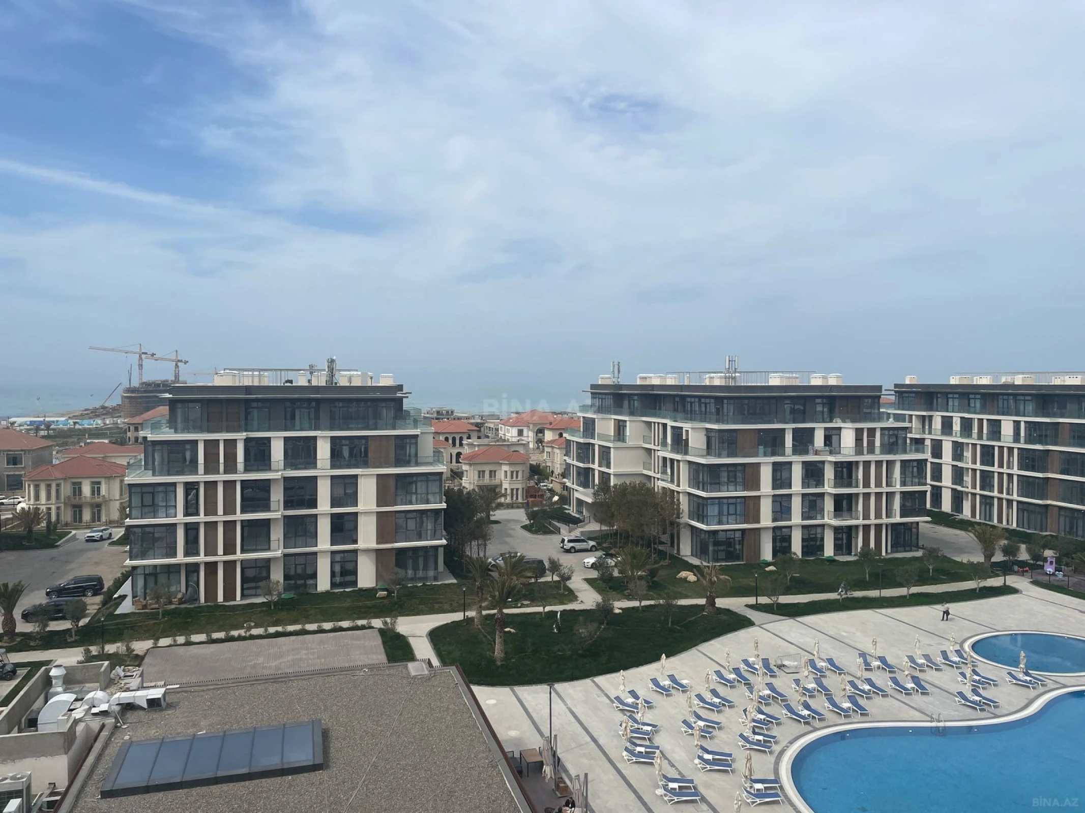 Satılır 2 otaqlı mənzil 86 m²