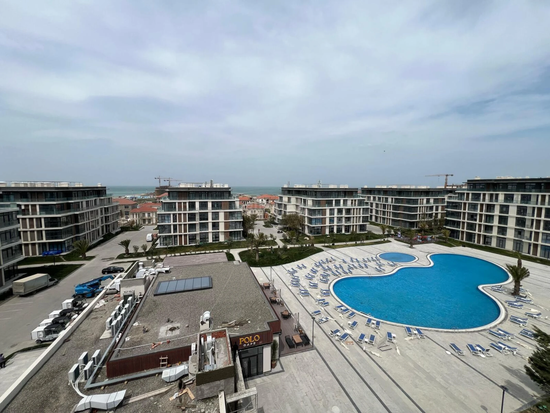 Satılır 2 otaqlı mənzil 86 m²