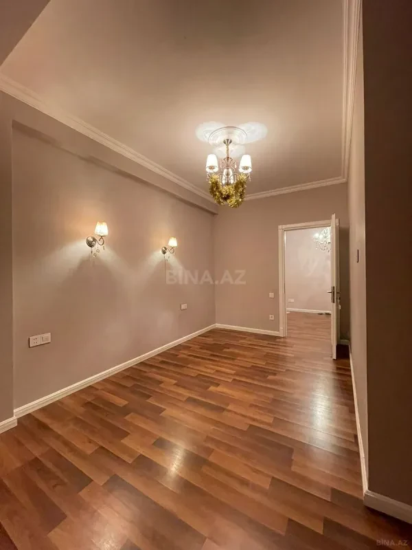 Kirayə verilir 2 otaqlı mənzil 65 m²