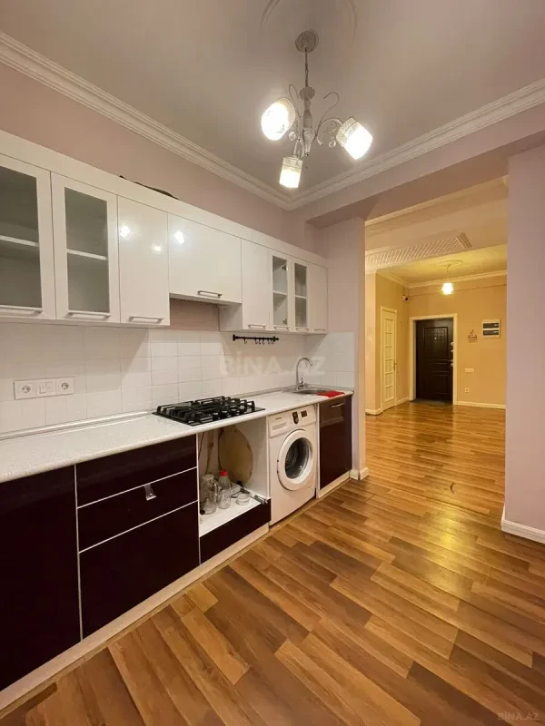 Kirayə verilir 2 otaqlı mənzil 65 m²