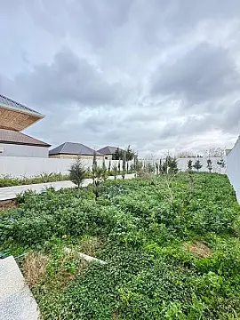 Satılır 4 otaqlı həyət evi 200 m²