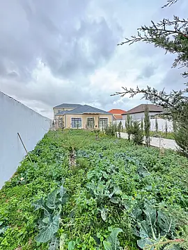 Satılır 4 otaqlı həyət evi 200 m²