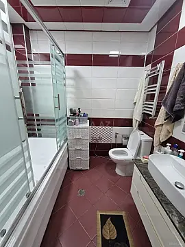 Satılır 3 otaqlı mənzil 95 m²