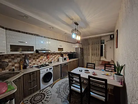 Satılır 3 otaqlı mənzil 95 m²