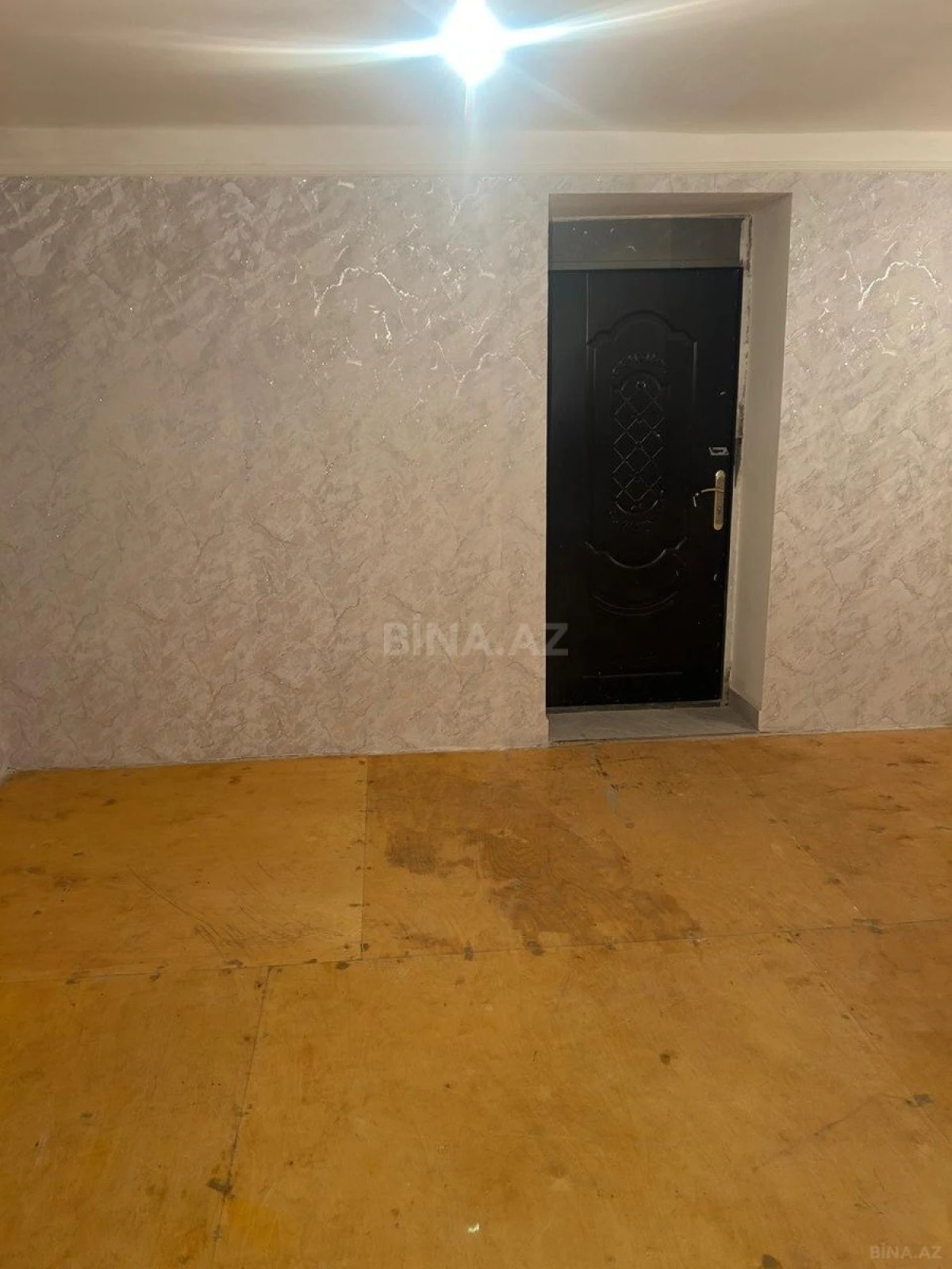 Satılır 2 otaqlı mənzil 45 m²