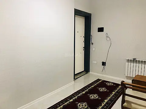 Kirayə verilir 2 otaqlı mənzil 75 m²