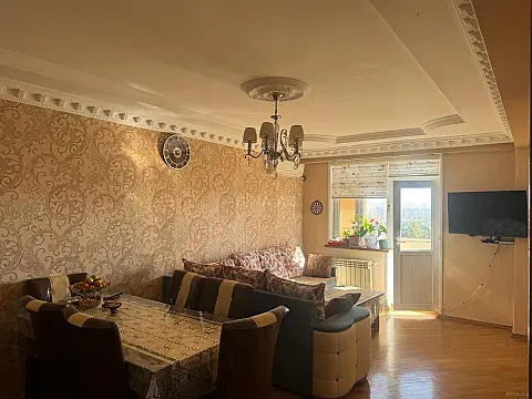Satılır 2 otaqlı mənzil 60 m² — Bakı, İnşaatçılar 2 otaq 60.00 m²