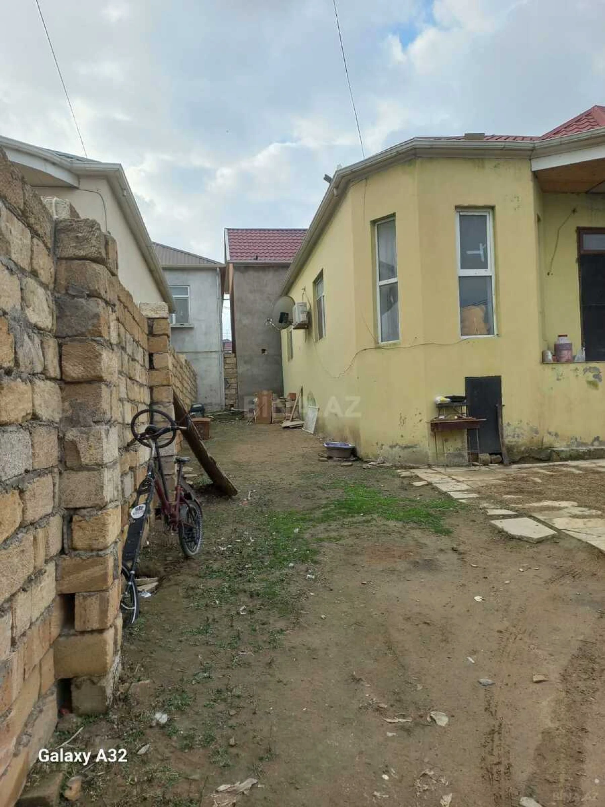 Satılır 3 otaqlı həyət evi 120 m²