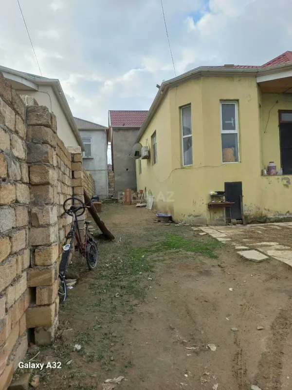 Satılır 3 otaqlı həyət evi 120 m²