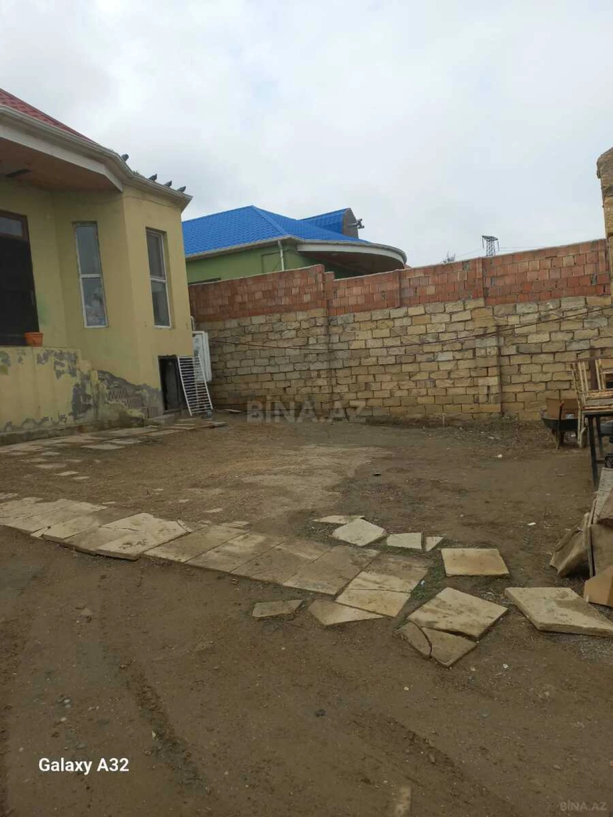 Satılır 3 otaqlı həyət evi 120 m²