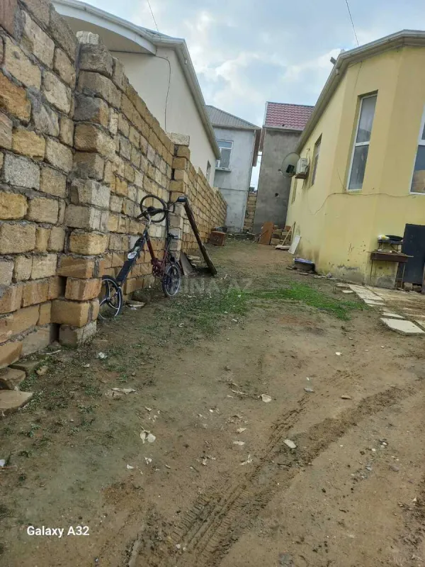 Satılır 3 otaqlı həyət evi 120 m²