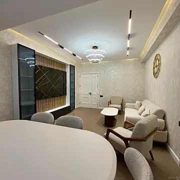 Satılır 3 otaqlı mənzil 114 m²