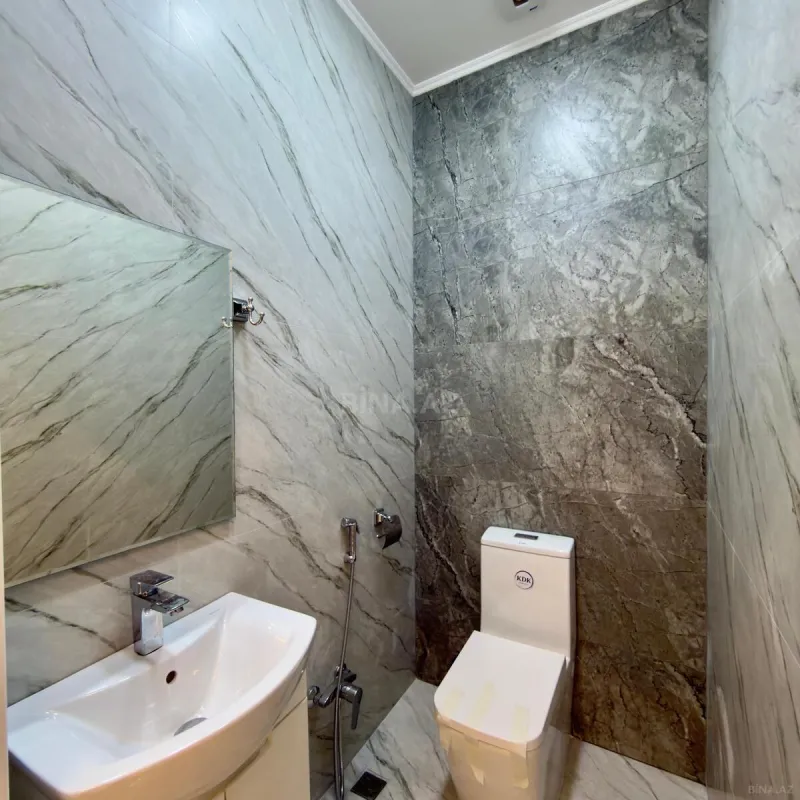 Satılır 3 otaqlı mənzil 114 m²