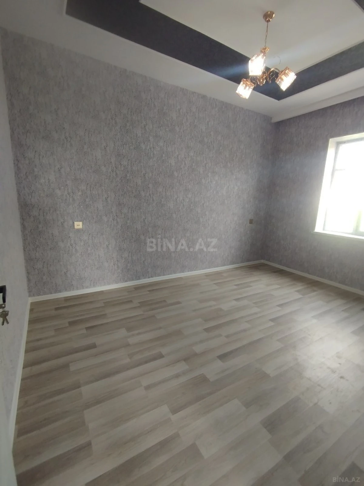 Satılır 4 otaqlı həyət evi 100 m²