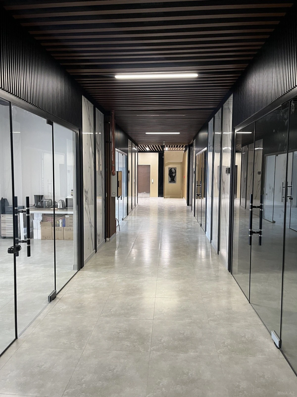 Kirayə verilir 1 otaqlı ofis 30 m²