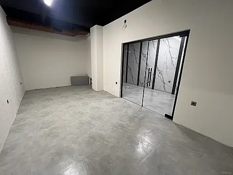 Kirayə verilir 1 otaqlı ofis 30 m²