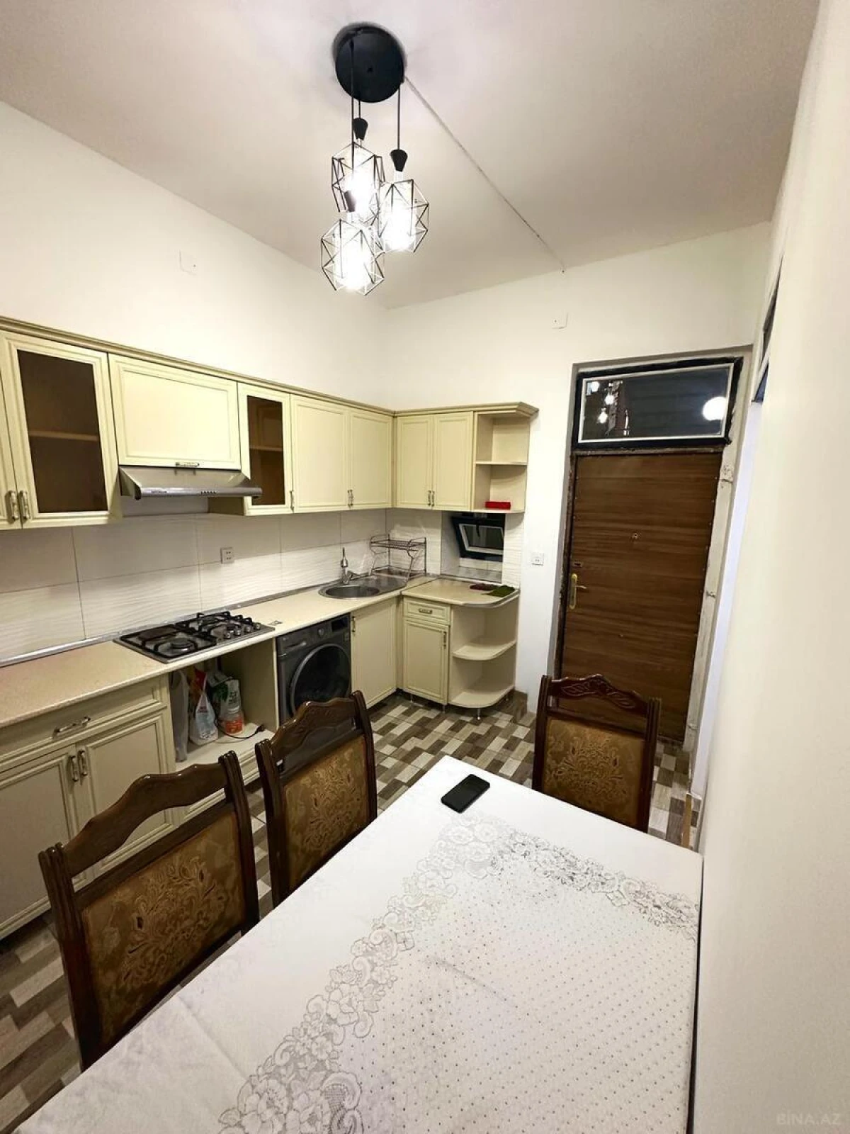 Kirayə verilir 2 otaqlı həyət evi 65 m²