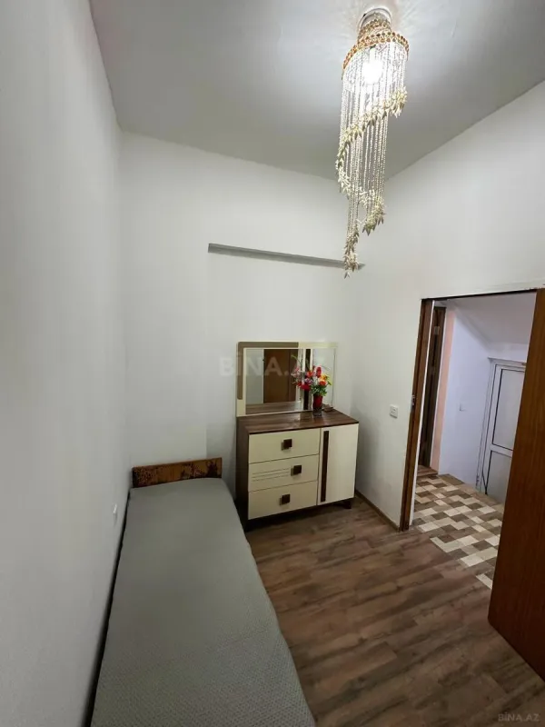 Kirayə verilir 2 otaqlı həyət evi 65 m²
