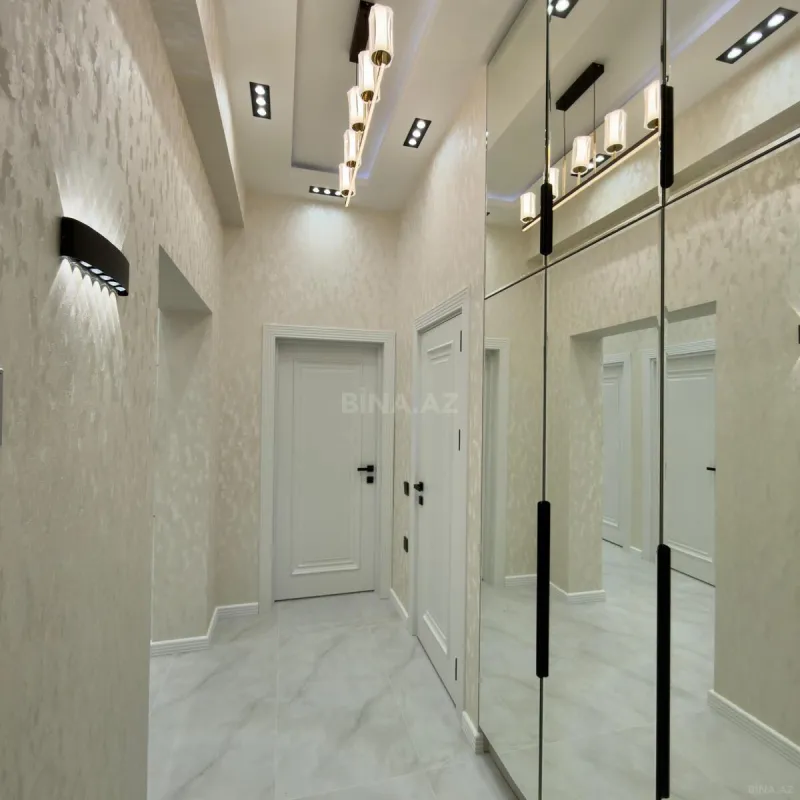 Satılır 3 otaqlı mənzil 100 m²