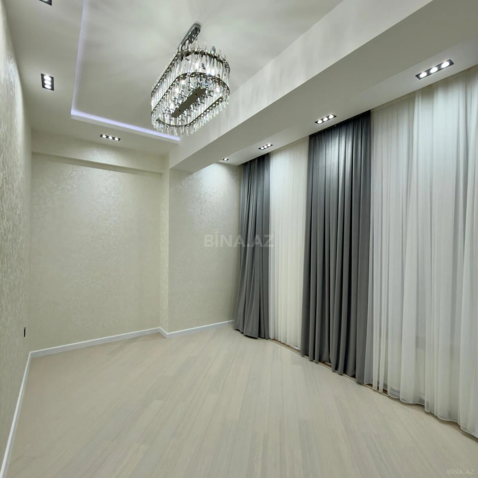 Satılır 3 otaqlı mənzil 100 m²