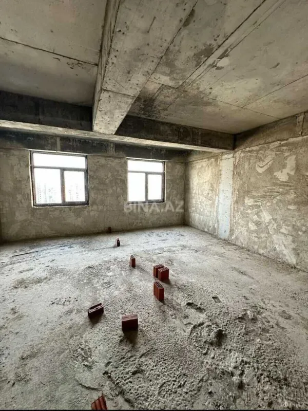 Satılır 3 otaqlı mənzil 104.2 m²