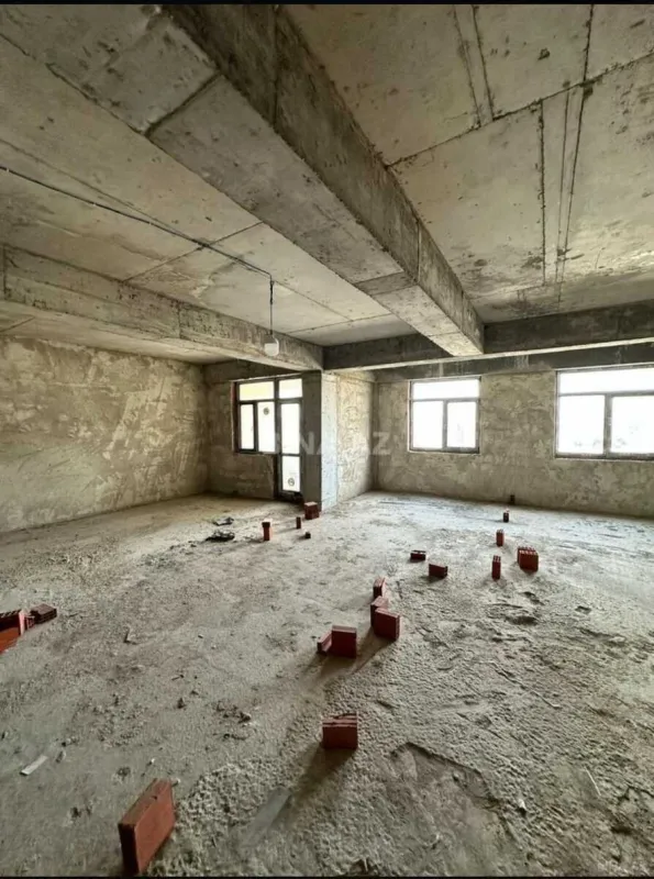 Satılır 3 otaqlı mənzil 104.2 m²