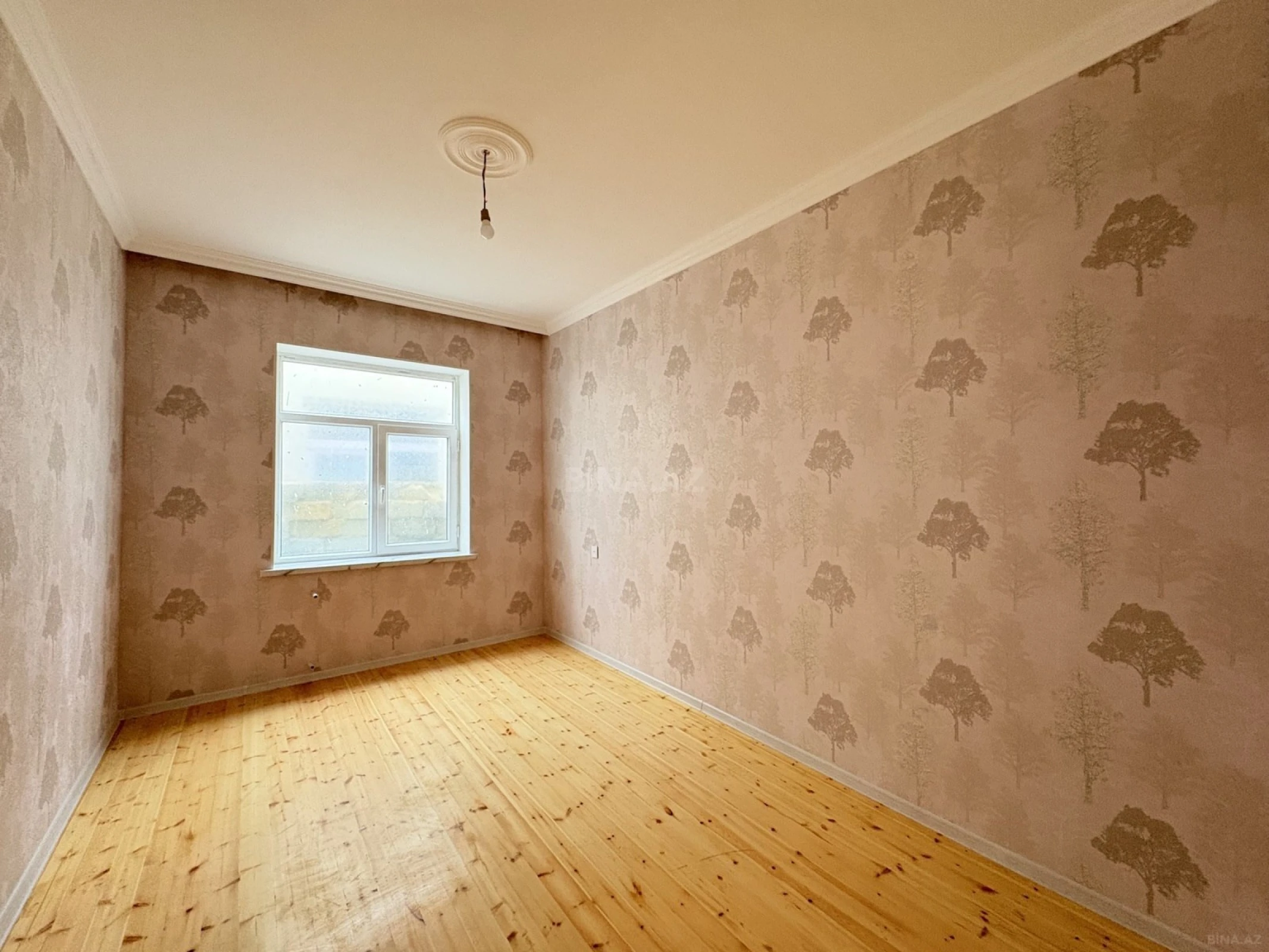 Satılır 4 otaqlı həyət evi 115 m²