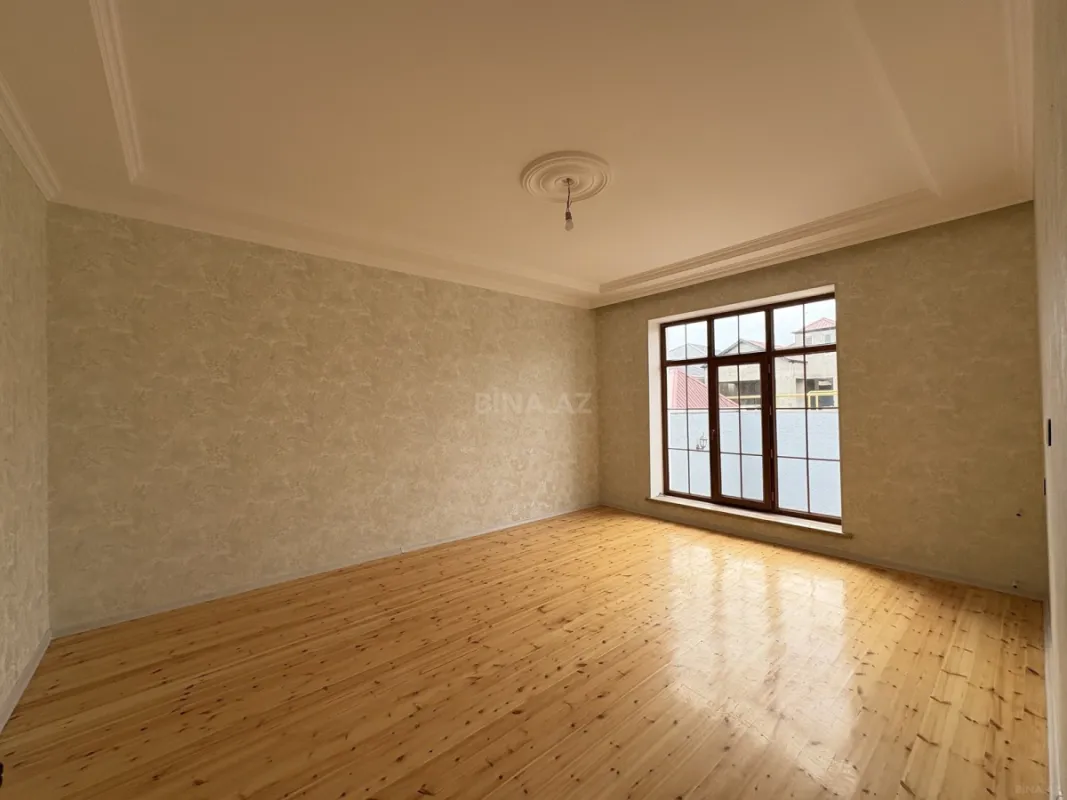 Satılır 4 otaqlı həyət evi 115 m²