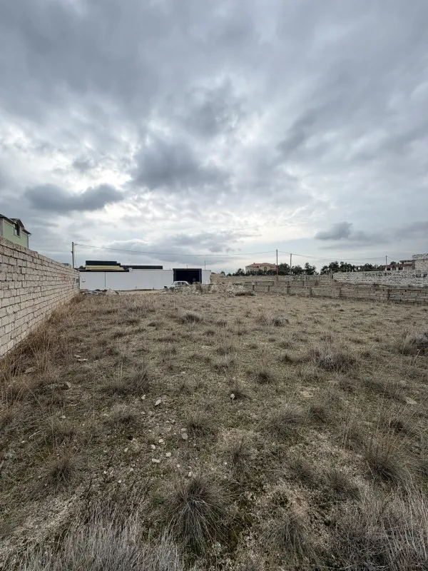 Satılır torpaq sahəsi 6 m²