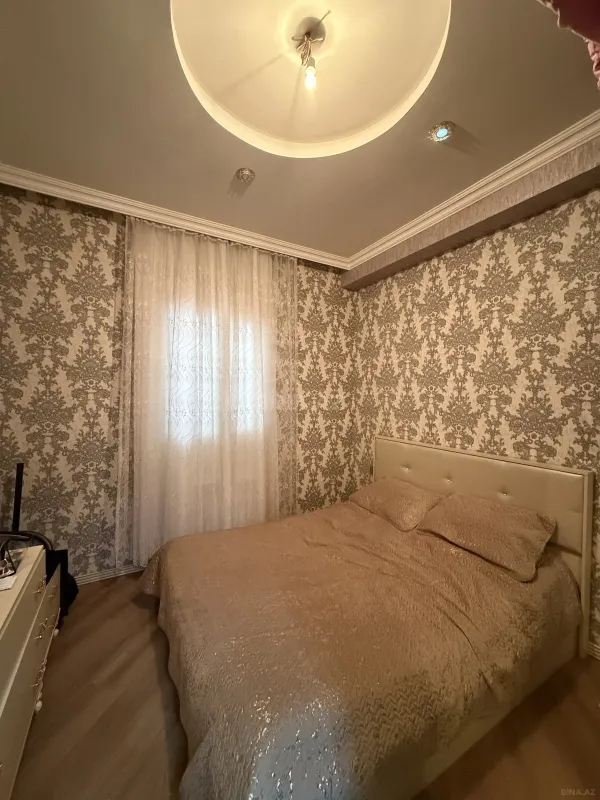 Satılır 2 otaqlı mənzil 53 m²
