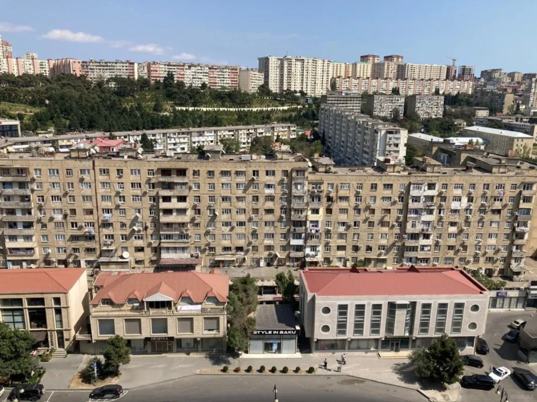 Satılır 3 otaqlı mənzil 128 m²
