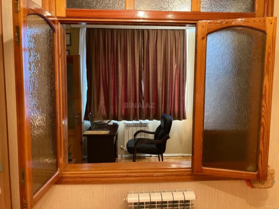 Satılır 3 otaqlı mənzil 128 m²