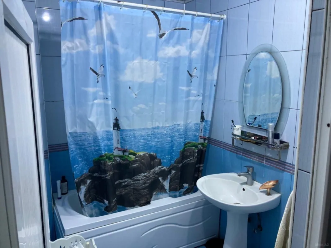 Satılır 3 otaqlı mənzil 128 m²