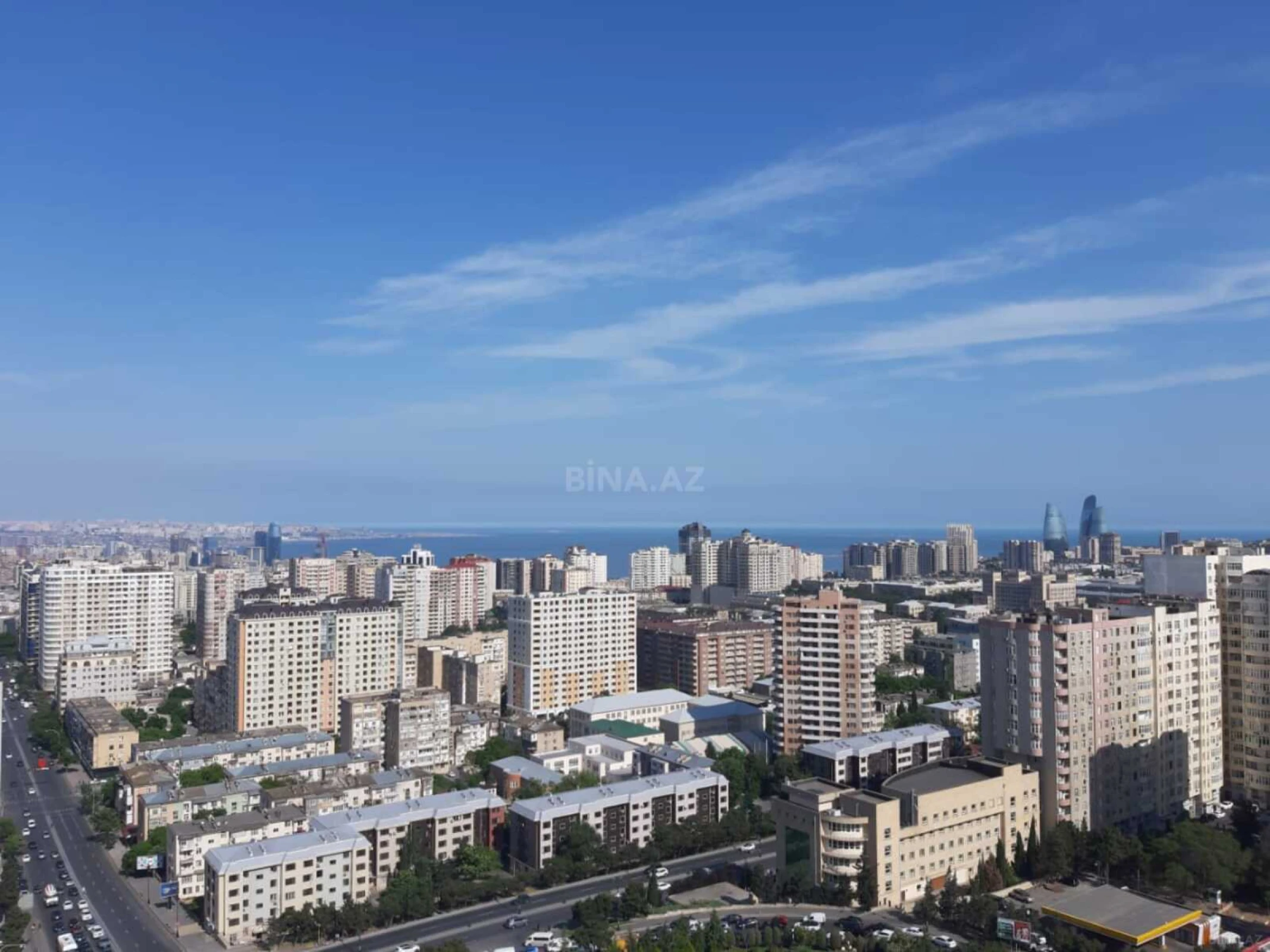 Satılır 4 otaqlı mənzil 187 m²