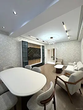Satılır 3 otaqlı mənzil 114 m²