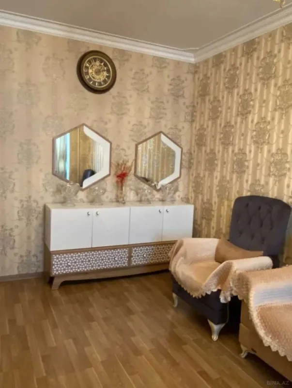Satılır 2 otaqlı mənzil 70 m²