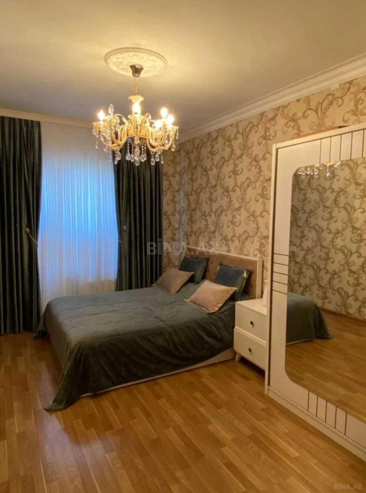 Satılır 2 otaqlı mənzil 70 m²