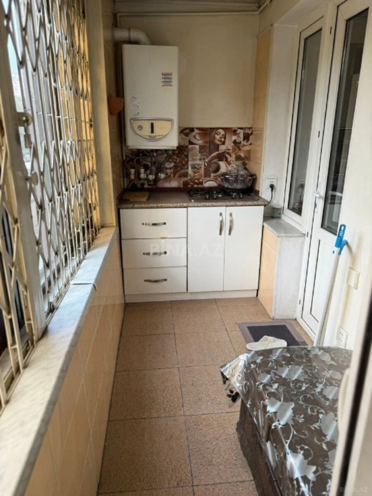 Satılır 6 otaqlı mənzil 170 m²