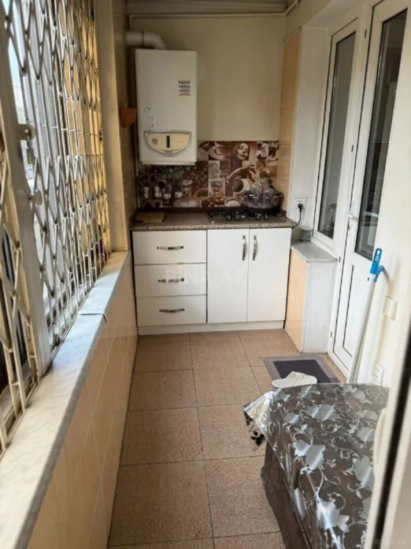 Satılır 6 otaqlı mənzil 170 m²