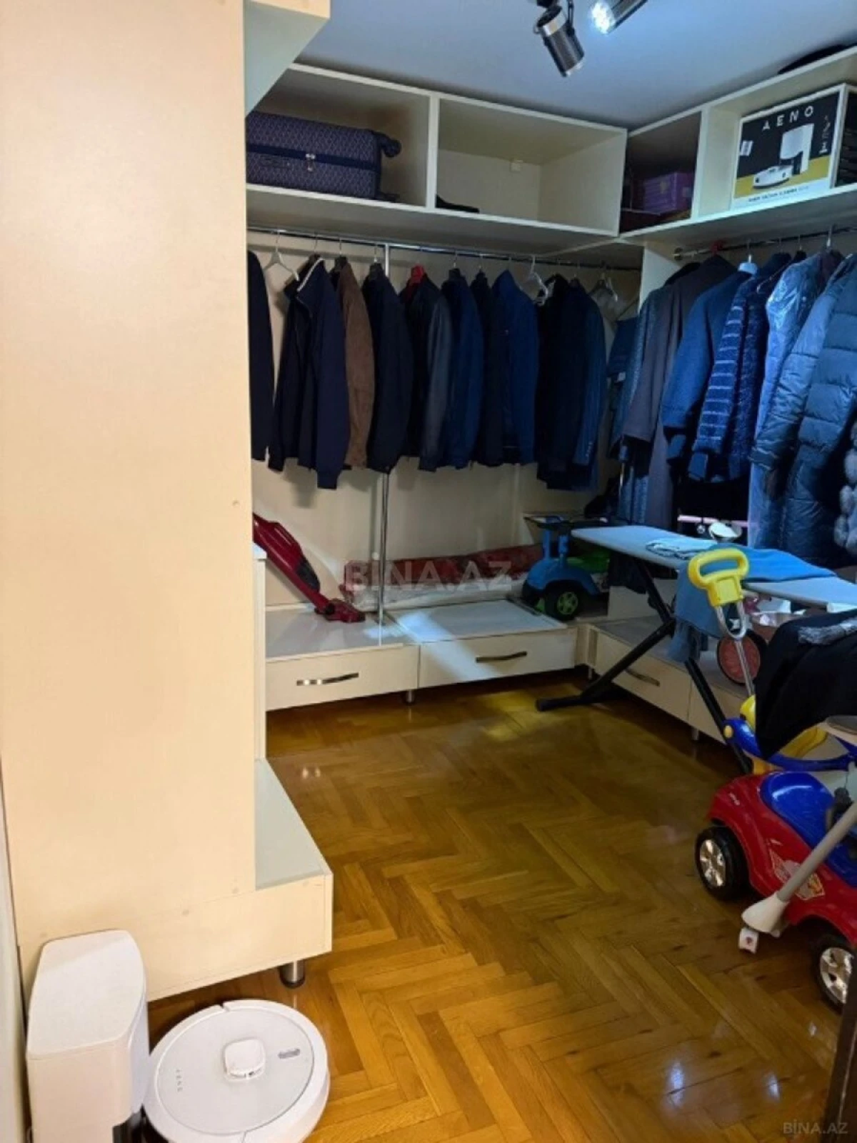 Satılır 6 otaqlı mənzil 170 m²