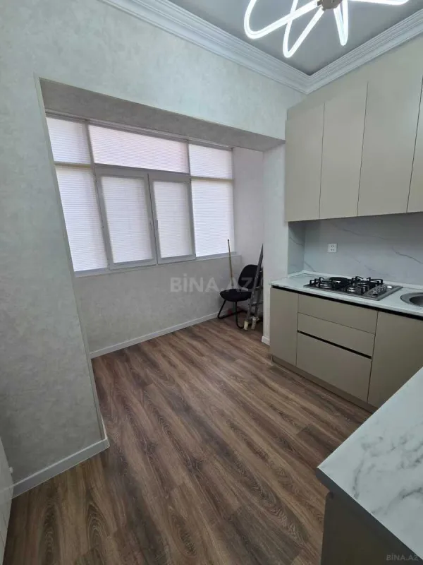 Satılır 2 otaqlı mənzil 70 m²