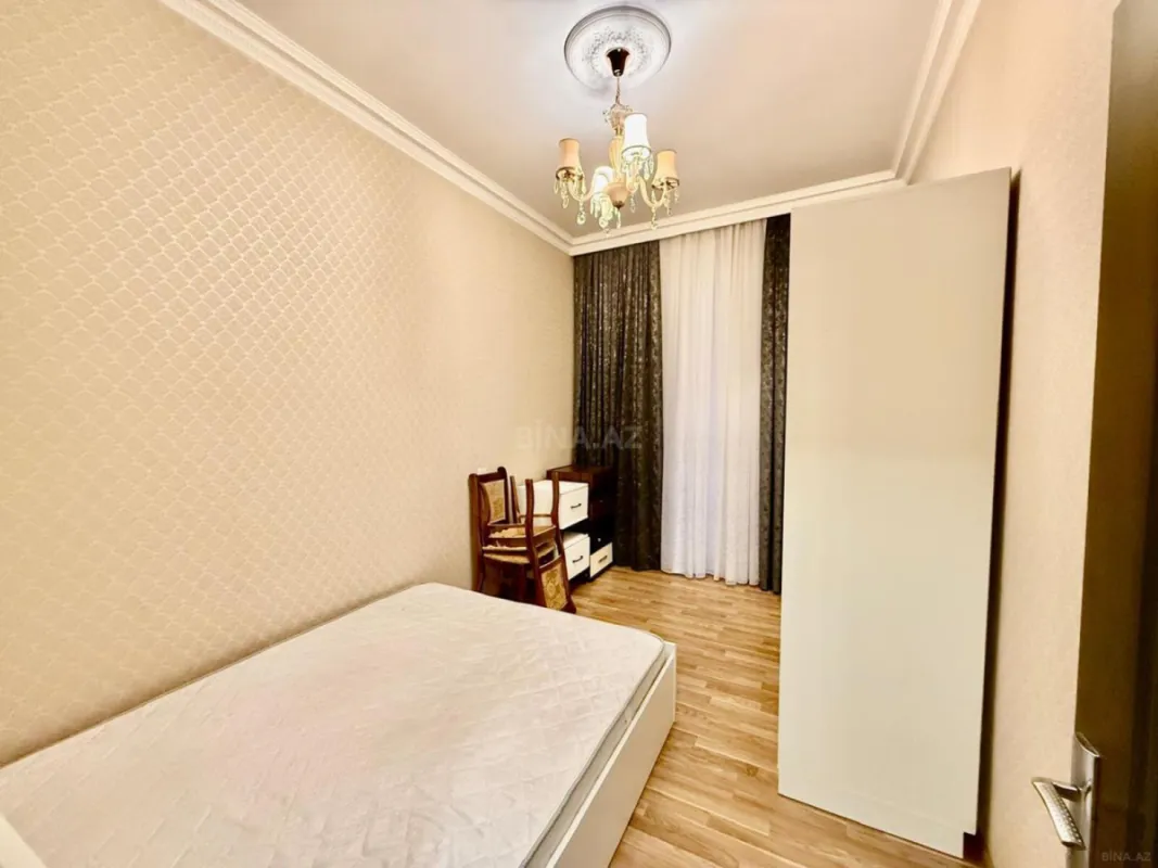 Kirayə verilir 2 otaqlı mənzil 70 m²