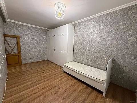 Satılır 2 otaqlı mənzil 80 m²