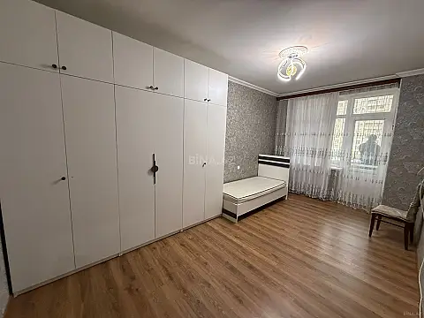 Satılır 2 otaqlı mənzil 80 m²