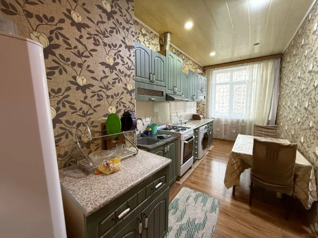 Satılır 2 otaqlı mənzil 80 m²