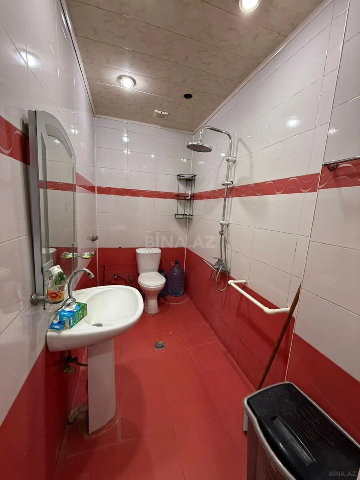 Satılır 2 otaqlı mənzil 80 m²