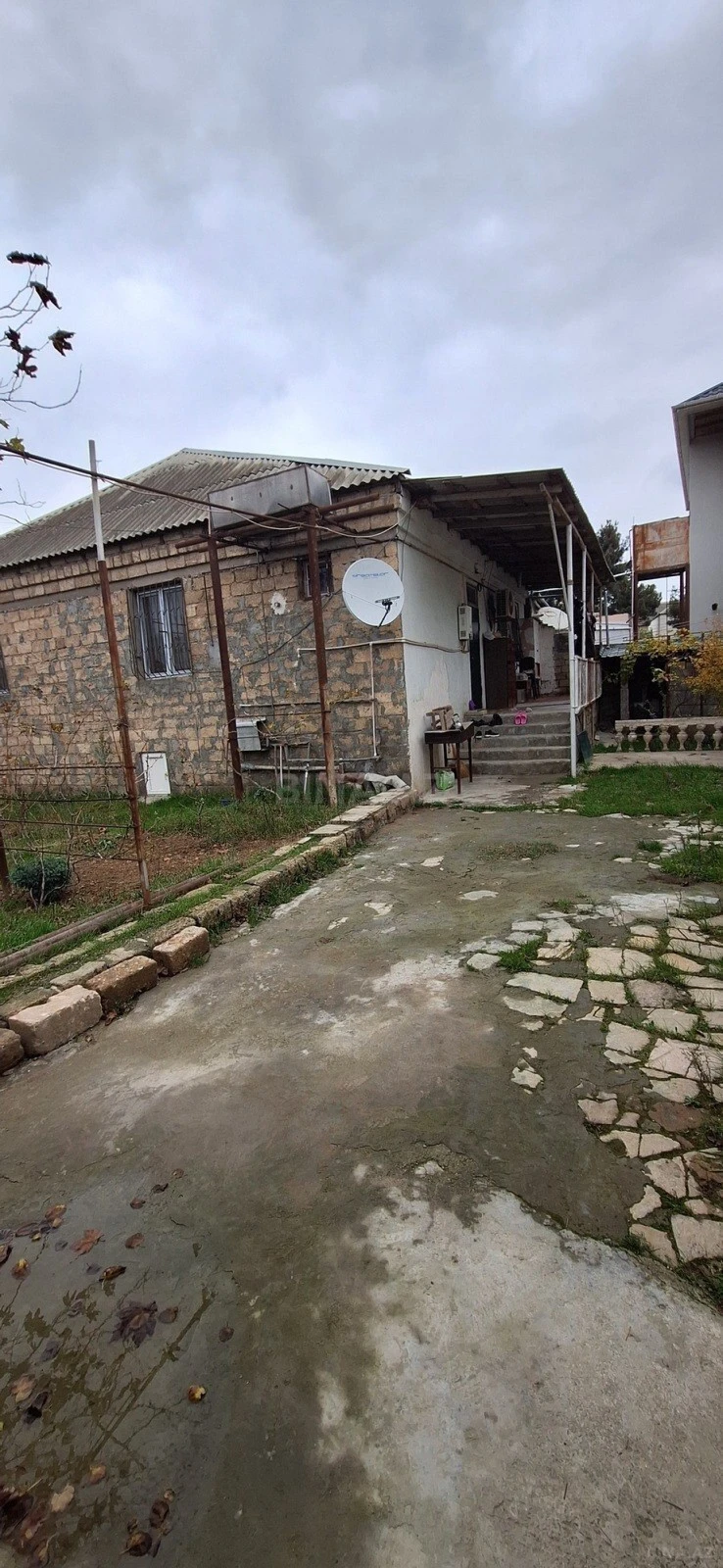 Satılır 4 otaqlı həyət evi 120 m²