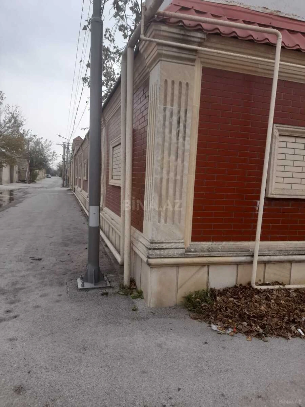 Satılır 4 otaqlı həyət evi 120 m²